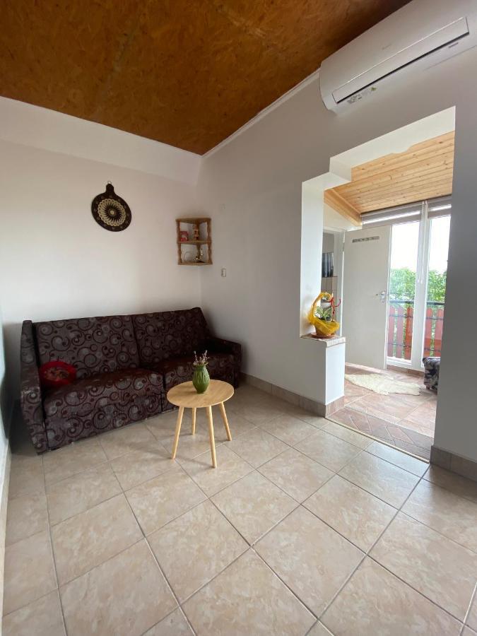 Feher Szolo Vendeghaz Sátoraljaújhely Exterior foto